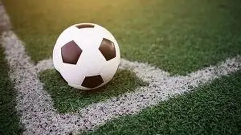 让宝贝爱上饮水时光——如山三合一保温神器，每一口都是快乐体验！